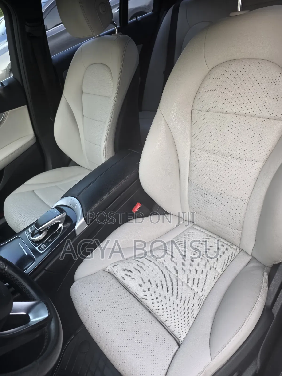 Mercedes-Benz C300 Luxury 4dr AWD 4Matic Sedan (2.0L 4cyl 7A) 2015 Black