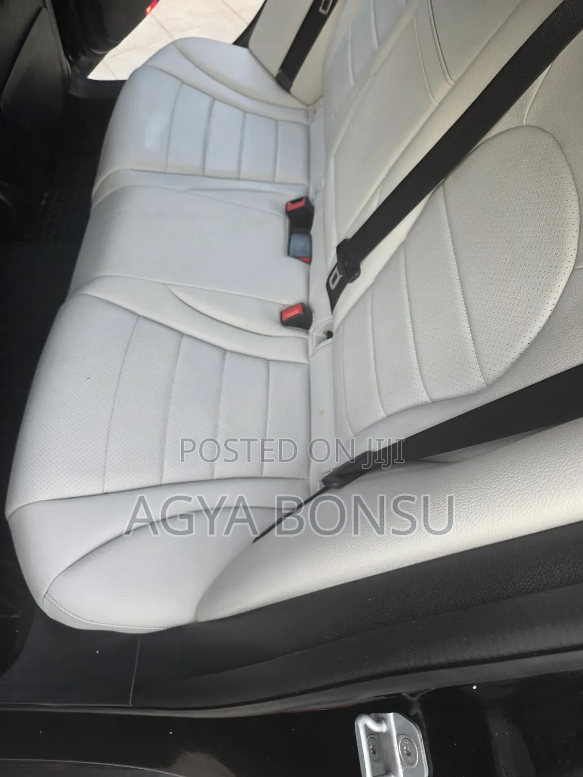Mercedes-Benz C300 Luxury 4dr AWD 4Matic Sedan (2.0L 4cyl 7A) 2015 Black