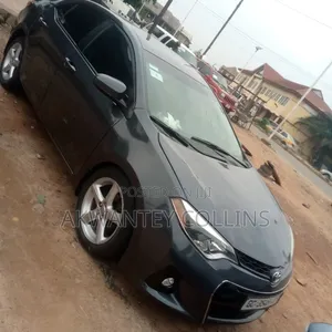 Toyota Corolla 2015 Gray