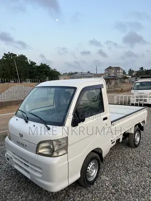 Daihatsu Hijet 2006 White