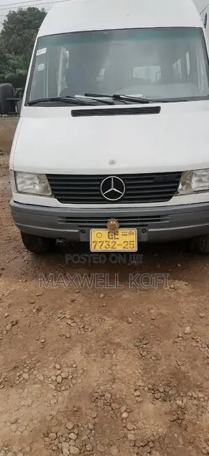 Mercedes-Benz Sprinter 1999 White