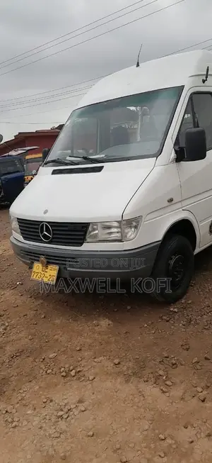 Mercedes-Benz Sprinter 1999 White