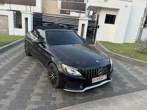 Mercedes-Benz C300 Base 4Matic Coupe AWD (2.0L 4cyl 7A) 2017 Black