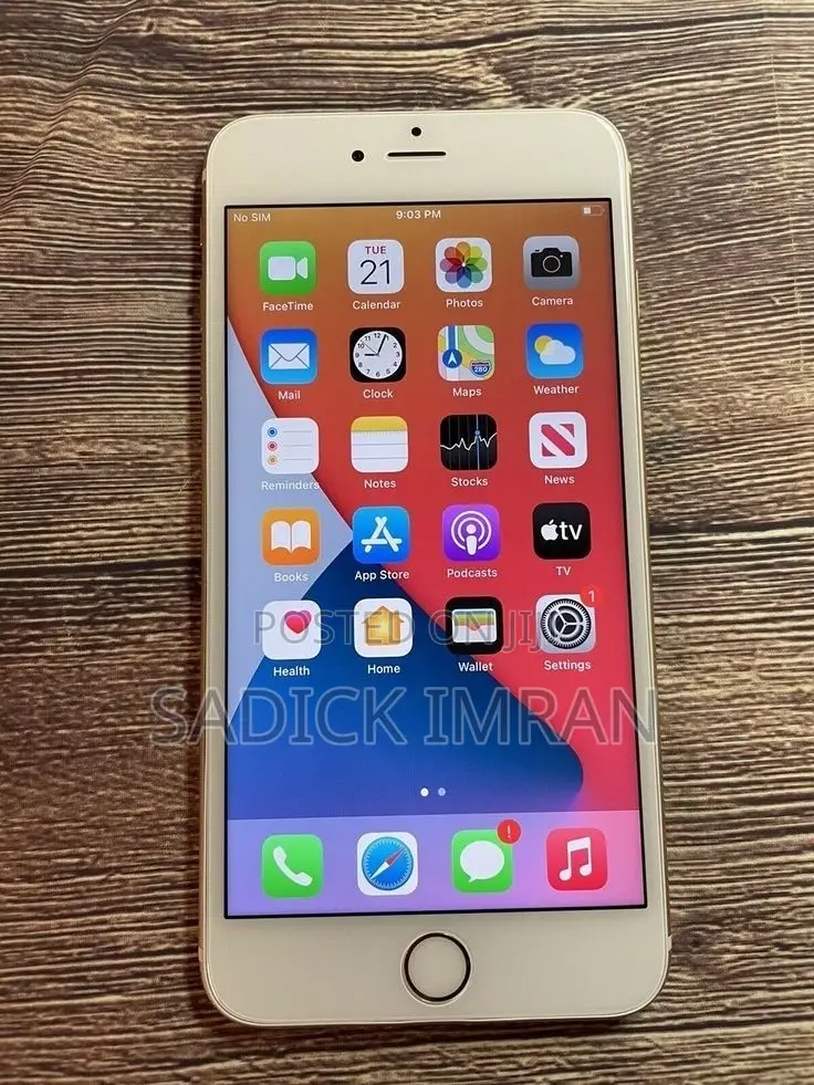 New Apple iPhone 6s 64 GB Gold