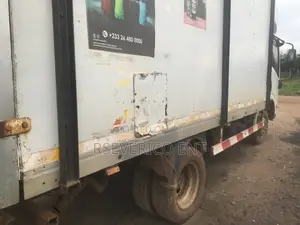 Isuzu Cargo Truck Strong for the Road