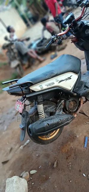Yamaha 2019 White