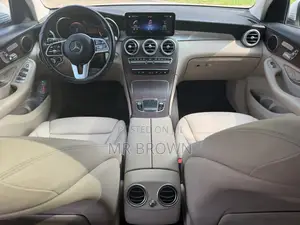 Mercedes-Benz GLC-Class 2021 White