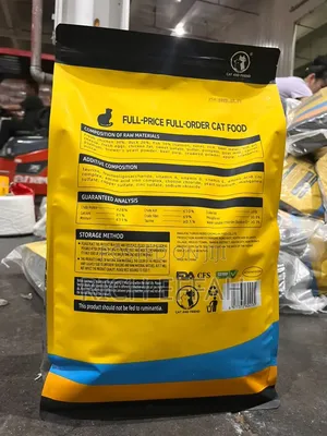 Cat Food 5kg (Containing Dried Meat, Fish, Chicken, Yolk Etc)