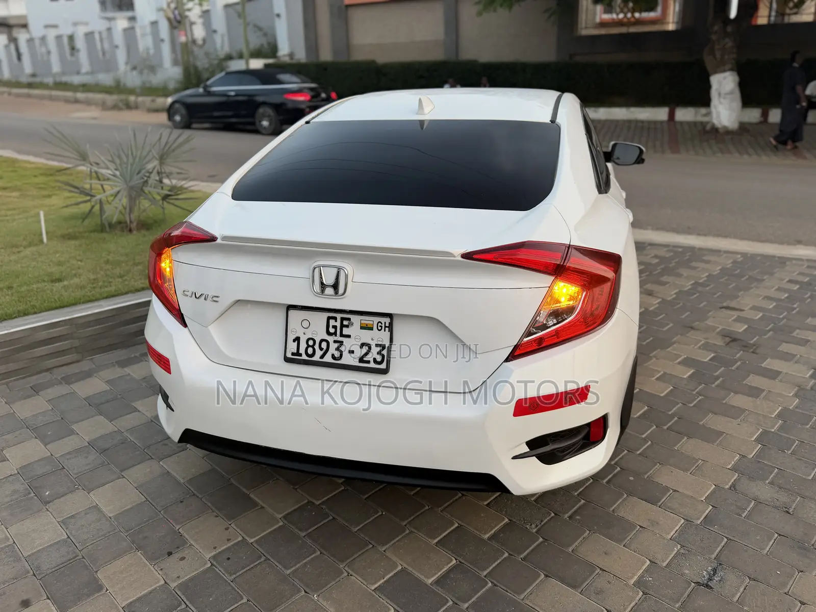 Honda Civic EX-L 4dr Sedan (1.5L 4cyl) 2017 White