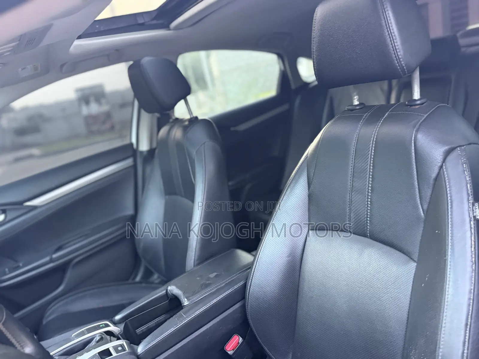 Honda Civic EX-L 4dr Sedan (1.5L 4cyl) 2017 White