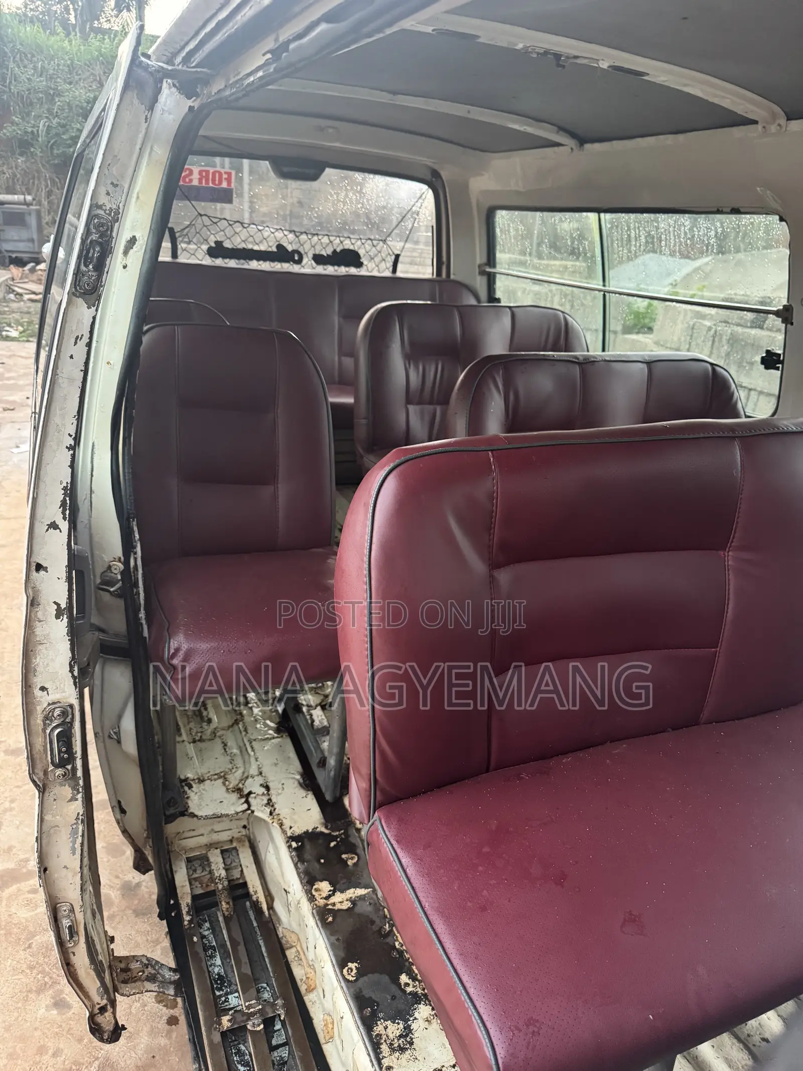 Nissan Caravan (Urvan) 1993 White