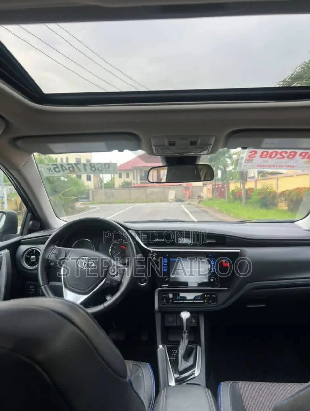 Toyota Corolla SE (1.8L 4cyl 2A) 2019 Black