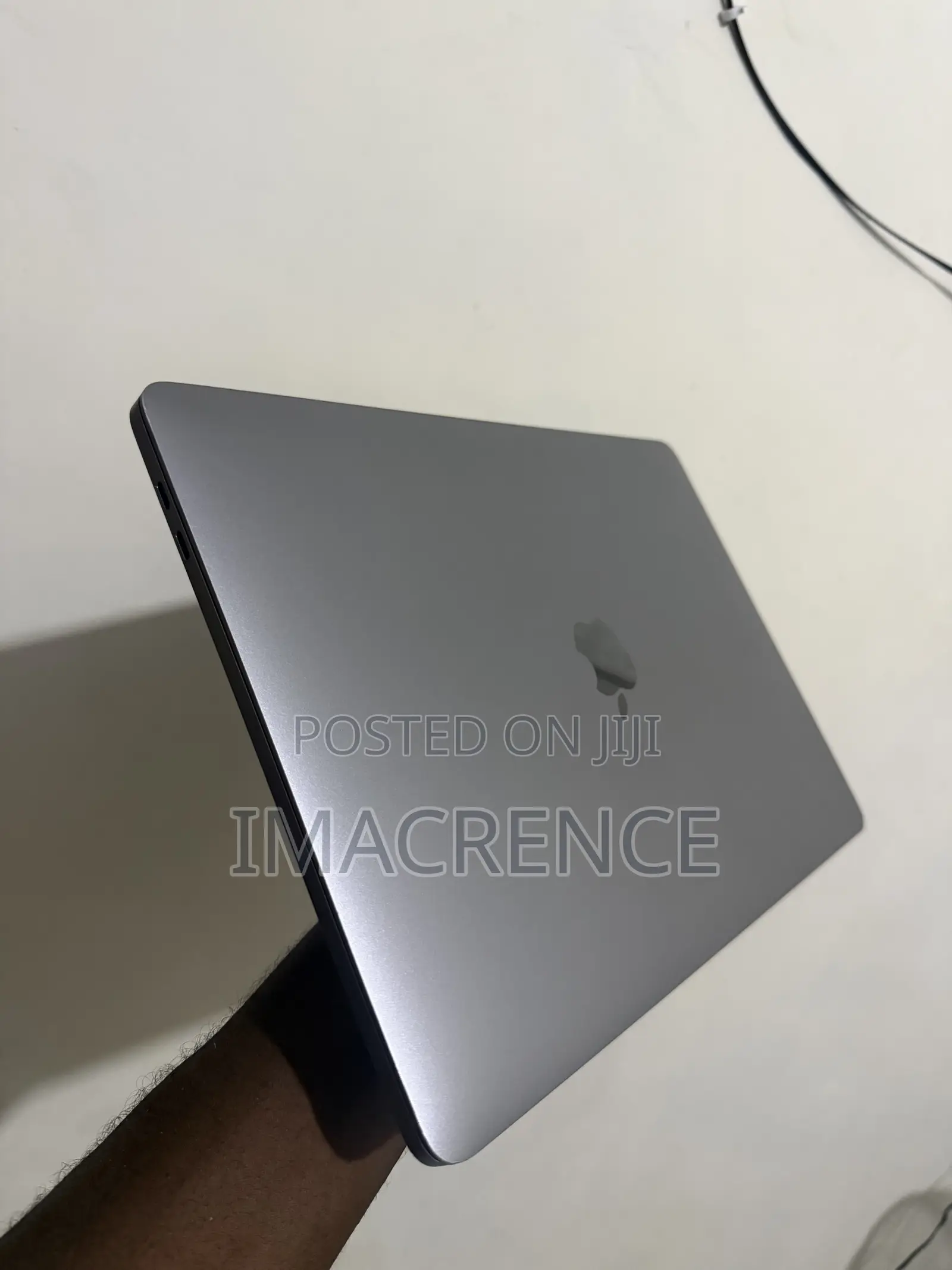 Laptop Apple MacBook Pro 2018 16GB Intel Core i5 SSD 512GB