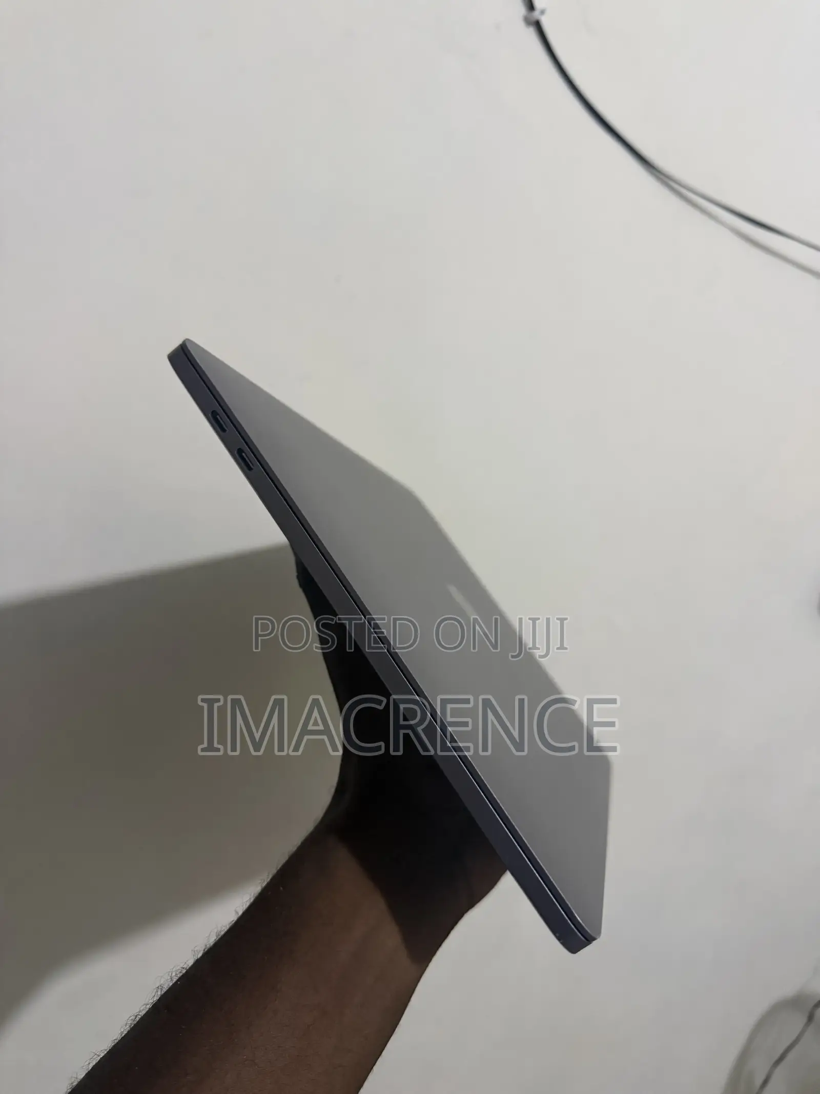 Laptop Apple MacBook Pro 2018 16GB Intel Core i5 SSD 512GB