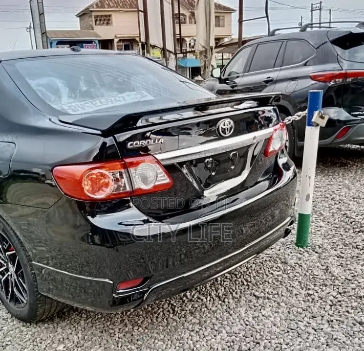 Toyota Corolla 2013 Blue