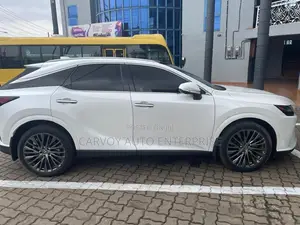 Lexus RX 350 Luxury AWD 2025 White