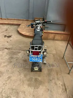 New Royal RY125 2025 Black