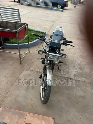 New Royal RY125 2025 Black