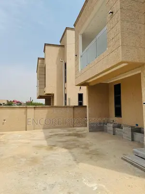 4bdrm House in West Trassaco, Ashaley Botwe for sale
