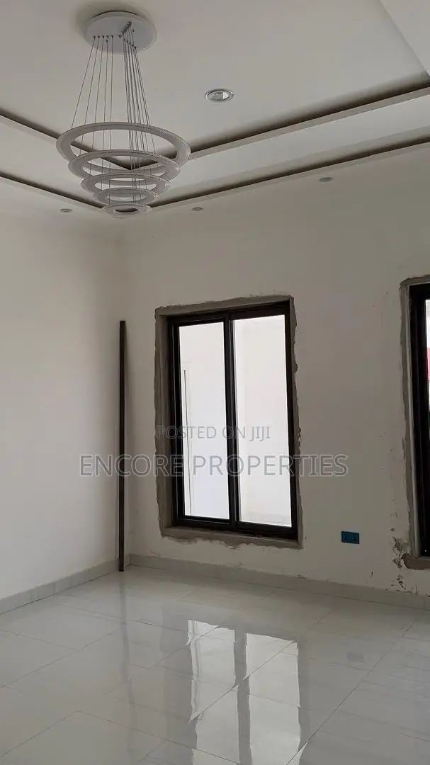4bdrm House in West Trassaco, Ashaley Botwe for sale