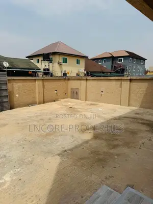 4bdrm House in West Trassaco, Ashaley Botwe for sale