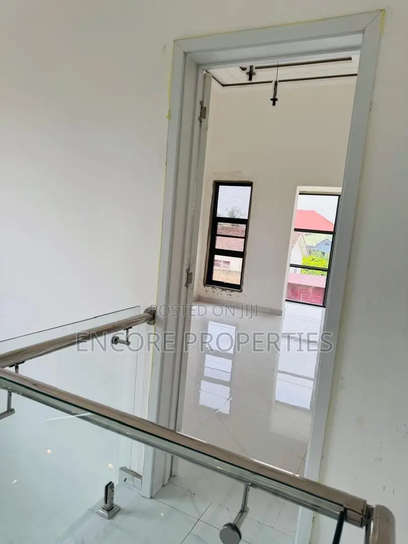 4bdrm House in West Trassaco, Ashaley Botwe for sale