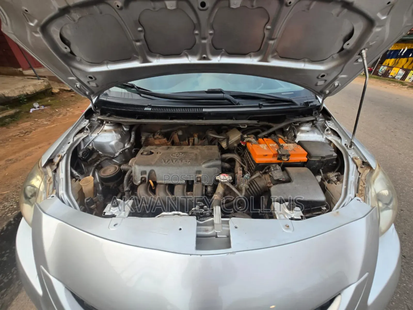 Toyota Yaris 2011 Silver