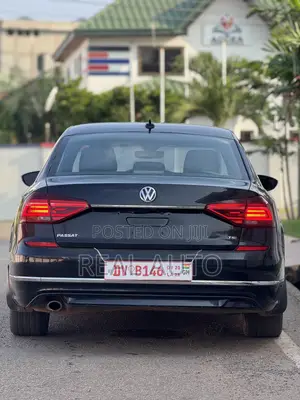 Volkswagen Passat 2.0T SE 2018 Black