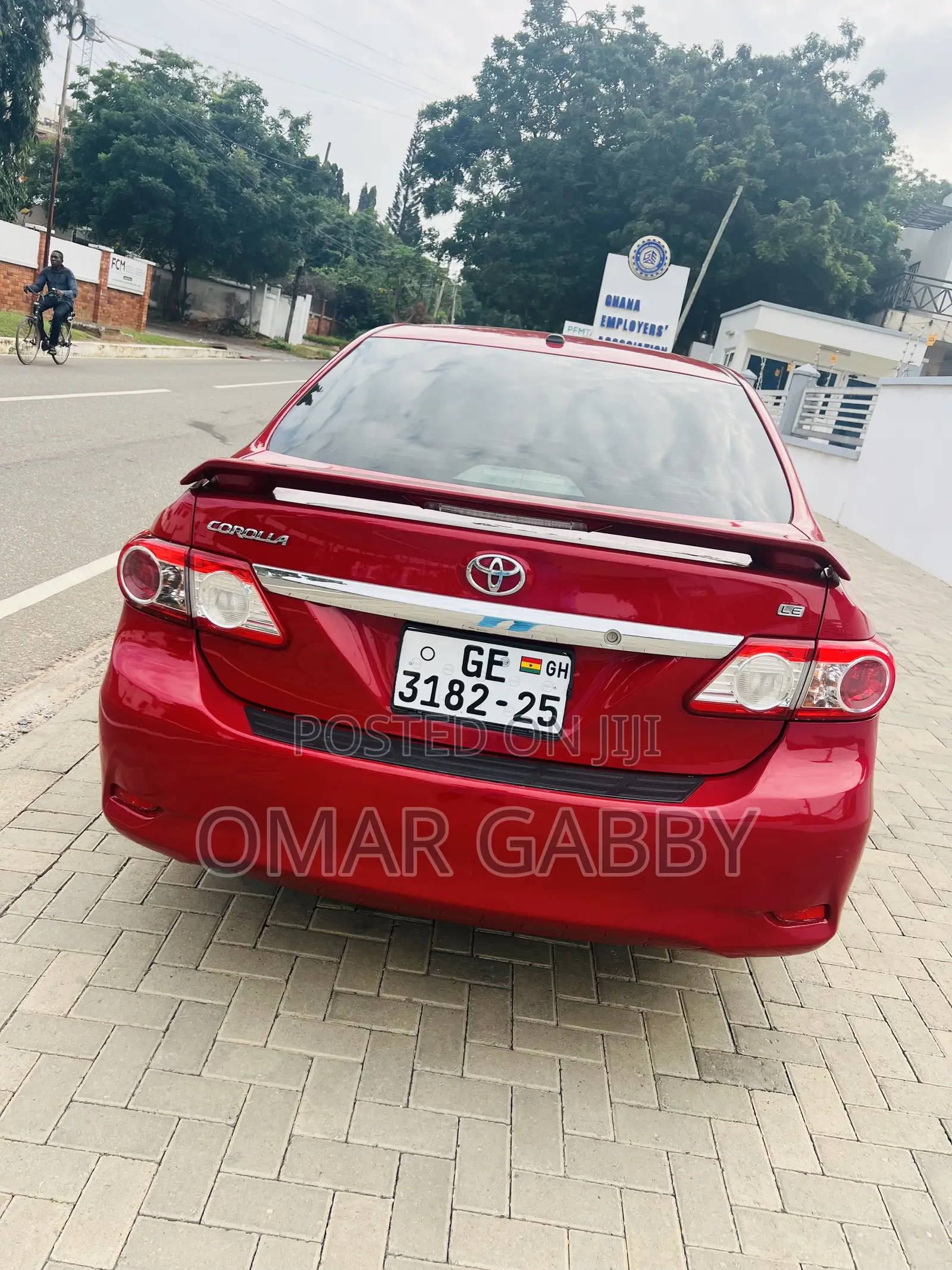 Toyota Corolla LE 4dr Sedan (1.8L 4cyl 4A) 2011 Red