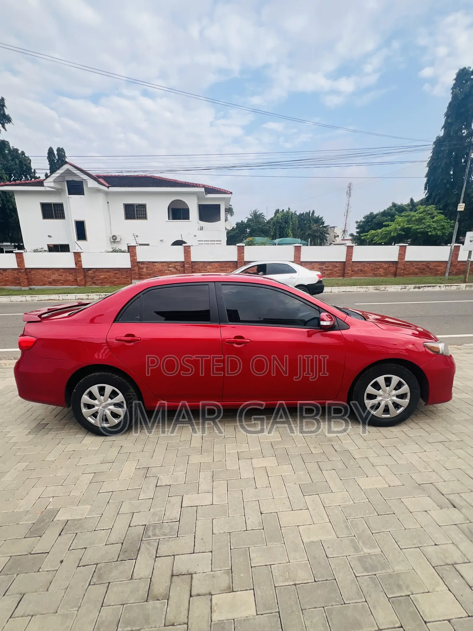 Toyota Corolla LE 4dr Sedan (1.8L 4cyl 4A) 2011 Red