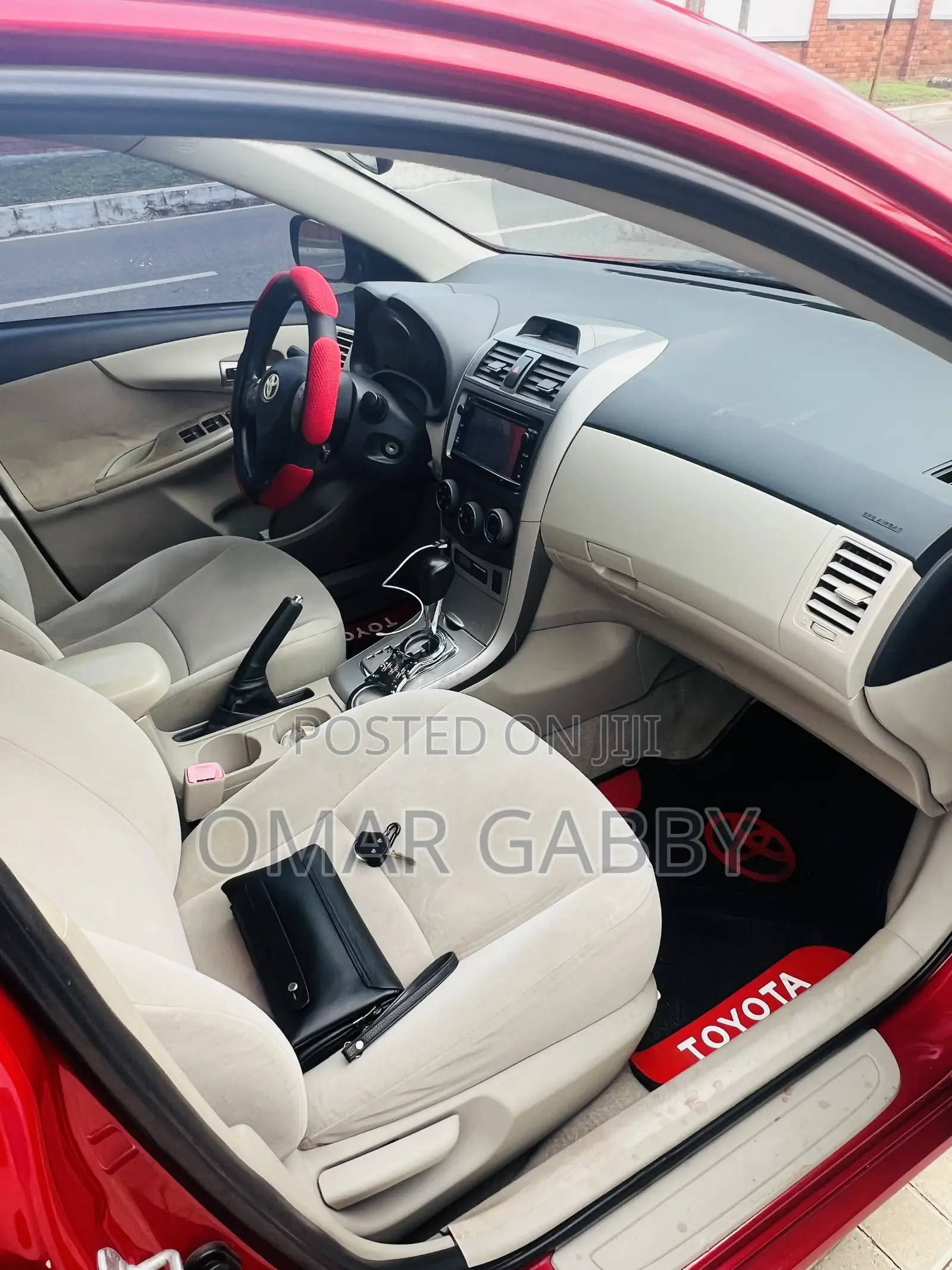 Toyota Corolla LE 4dr Sedan (1.8L 4cyl 4A) 2011 Red