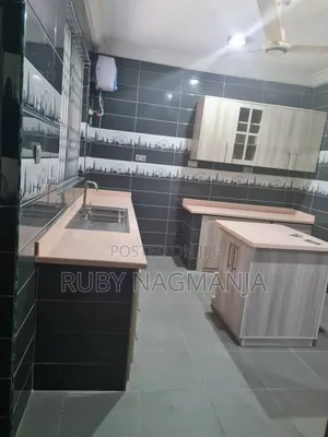 8bdrm House in Ekman Ash, Oyibi for sale