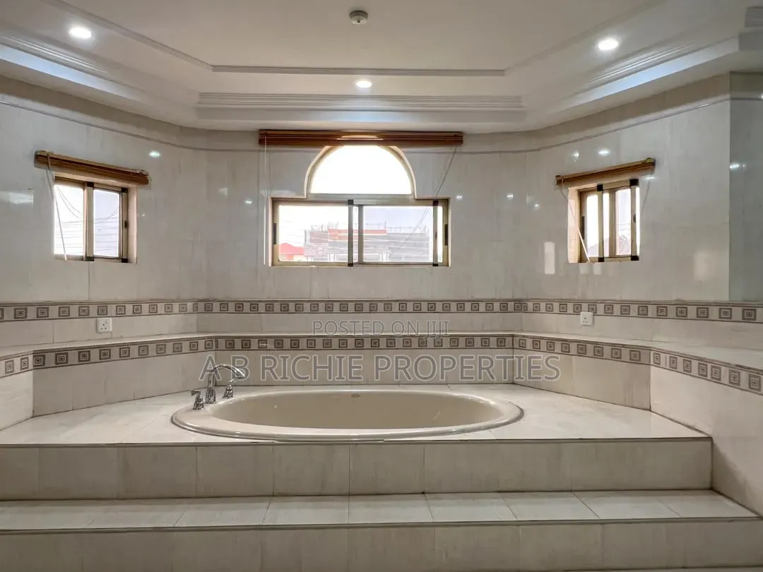 5bdrm House in Ab Richie Properties, Ability for rent
