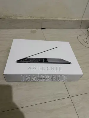 Laptop Apple MacBook Pro 2020 16GB Intel Core i7 SSD 1T