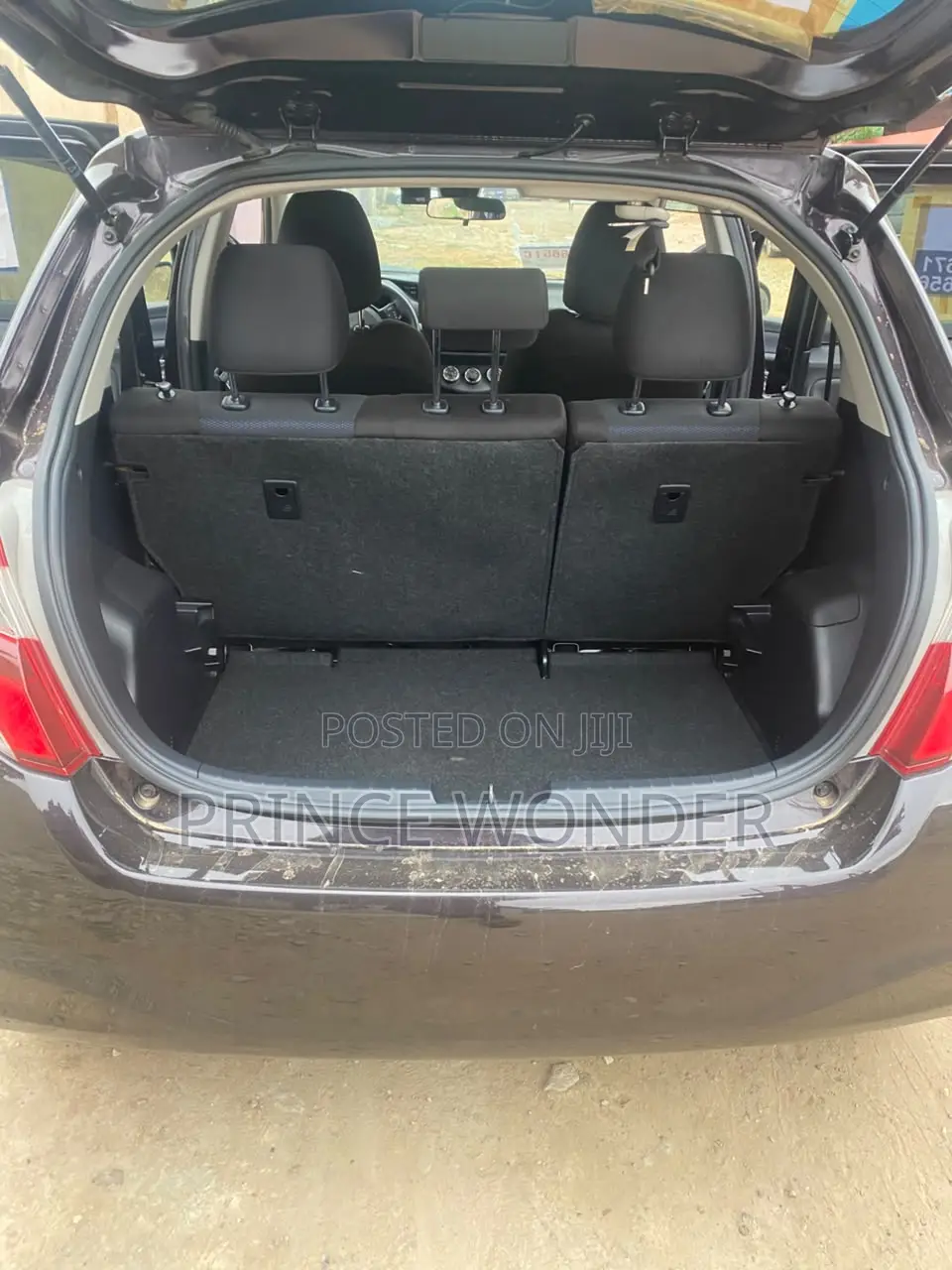 Toyota Vitz 1.3 FWD 3dr 2016 Gray