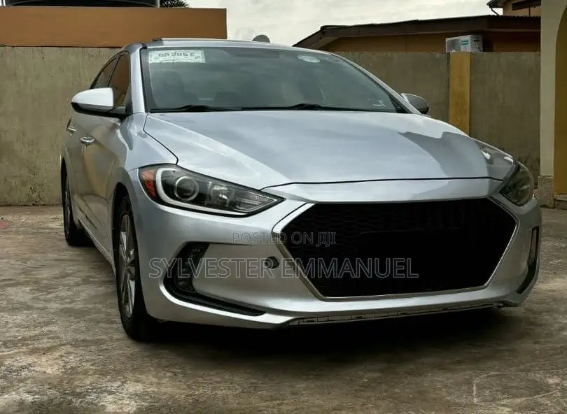 Hyundai Elantra Limited 2018 Gray