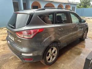 Ford Escape Titanium 4dr SUV (1.6L 4cyl Turbo 6A) 2014 Red
