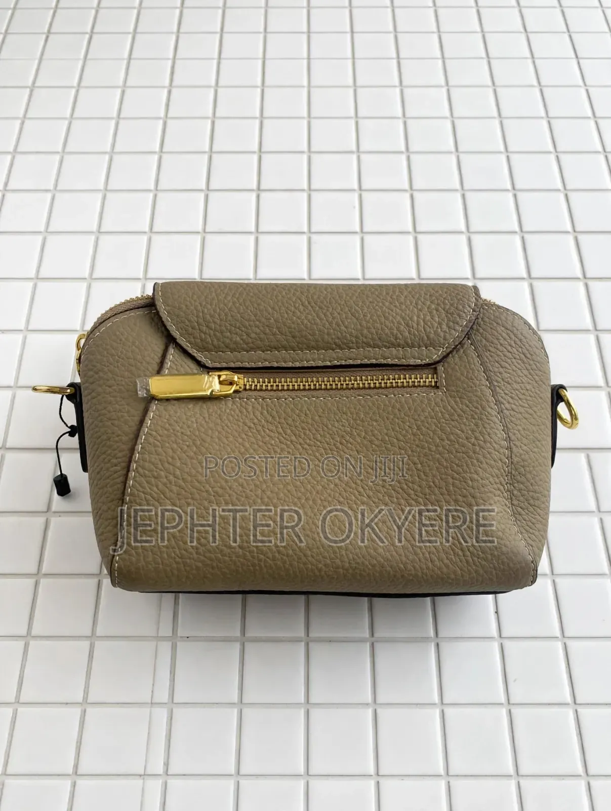 Ladies Soft Leather Crossbody Bag