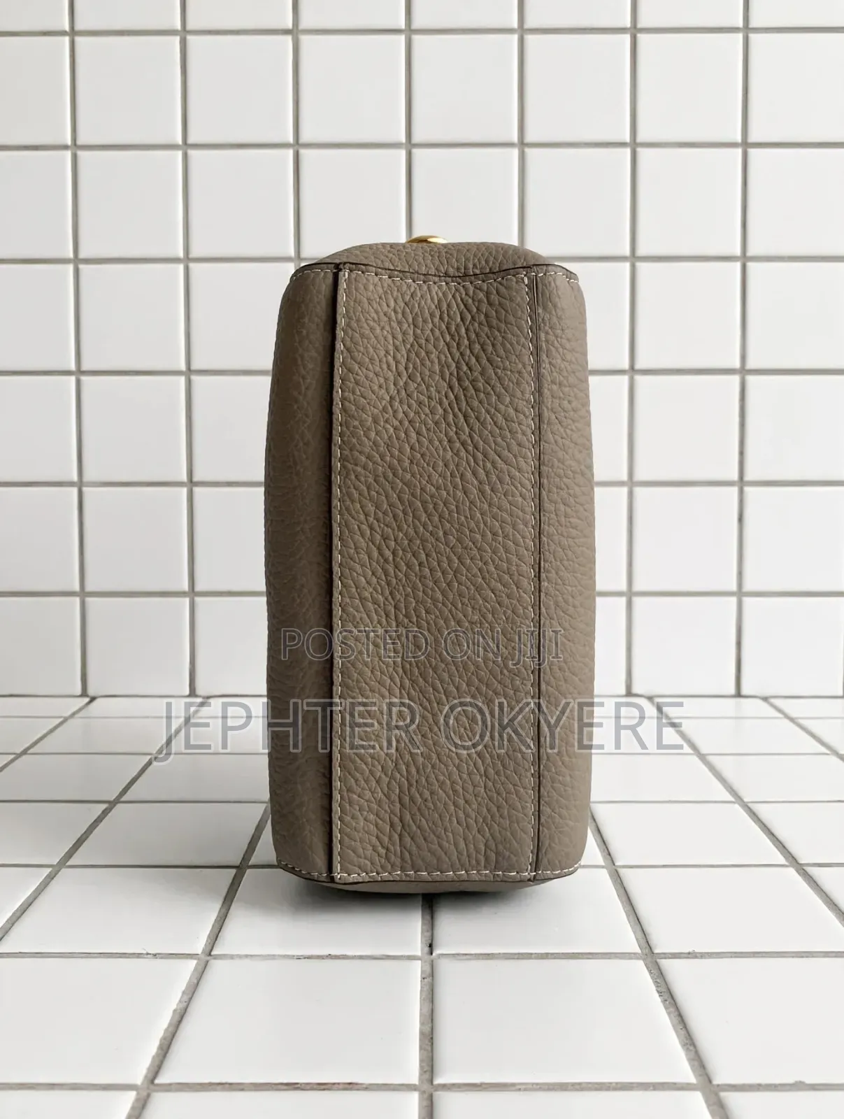 Ladies Soft Leather Crossbody Bag