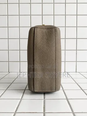 Ladies Soft Leather Crossbody Bag