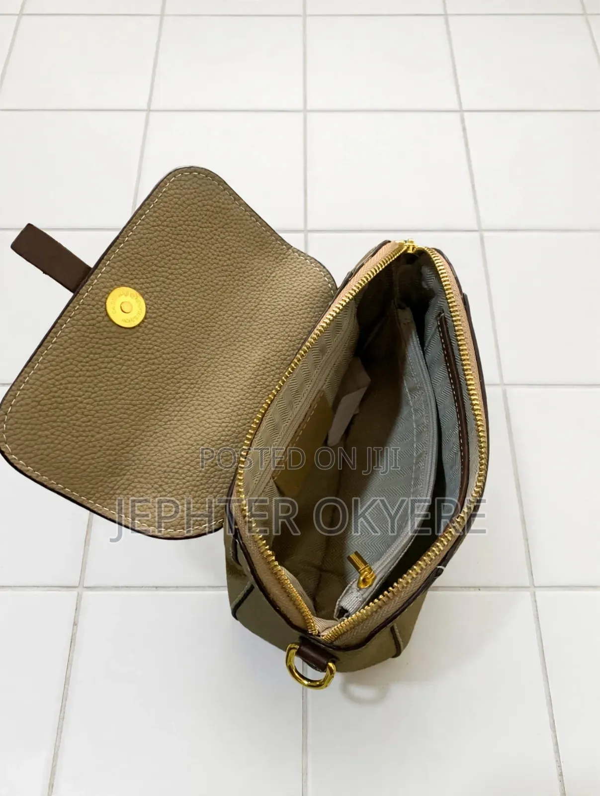Ladies Soft Leather Crossbody Bag