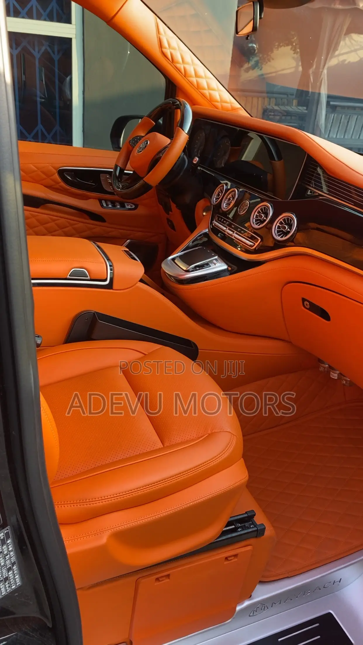 Mercedes-Benz VS680L Maybach 2025 Black