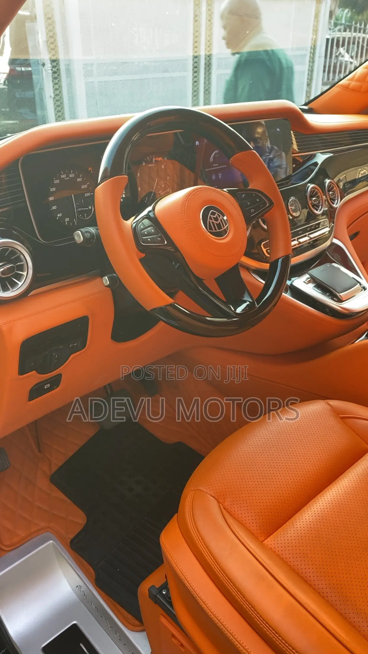 Mercedes-Benz VS680L Maybach 2025 Black