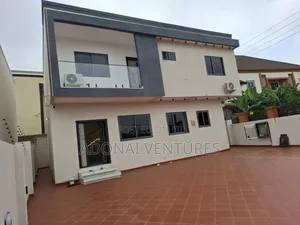 3bdrm House in Sokoban  Kwamonma, Kumasi Metropolitan for sale