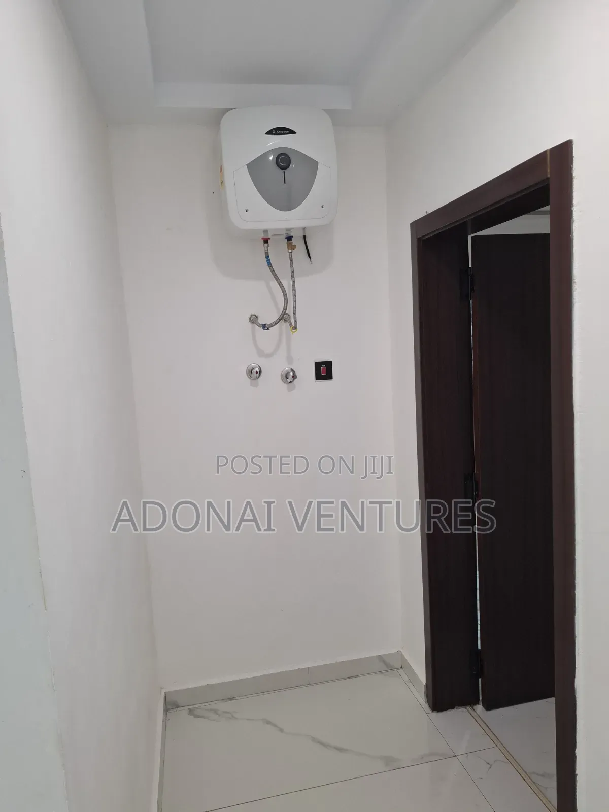 3bdrm House in Sokoban  Kwamonma, Kumasi Metropolitan for sale