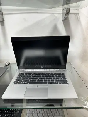 Laptop HP EliteBook 735 G6 8GB AMD Ryzen 7 SSD 256GB