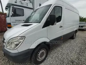 Mercedes-Benz Sprinter 2015 White
