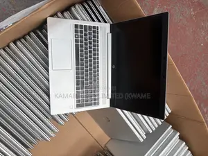 Laptop HP EliteBook 735 G5 8GB AMD Ryzen 3 SSD 256GB