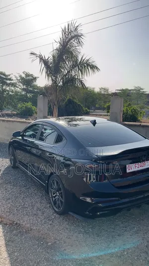 Hyundai Elantra 2018 Black