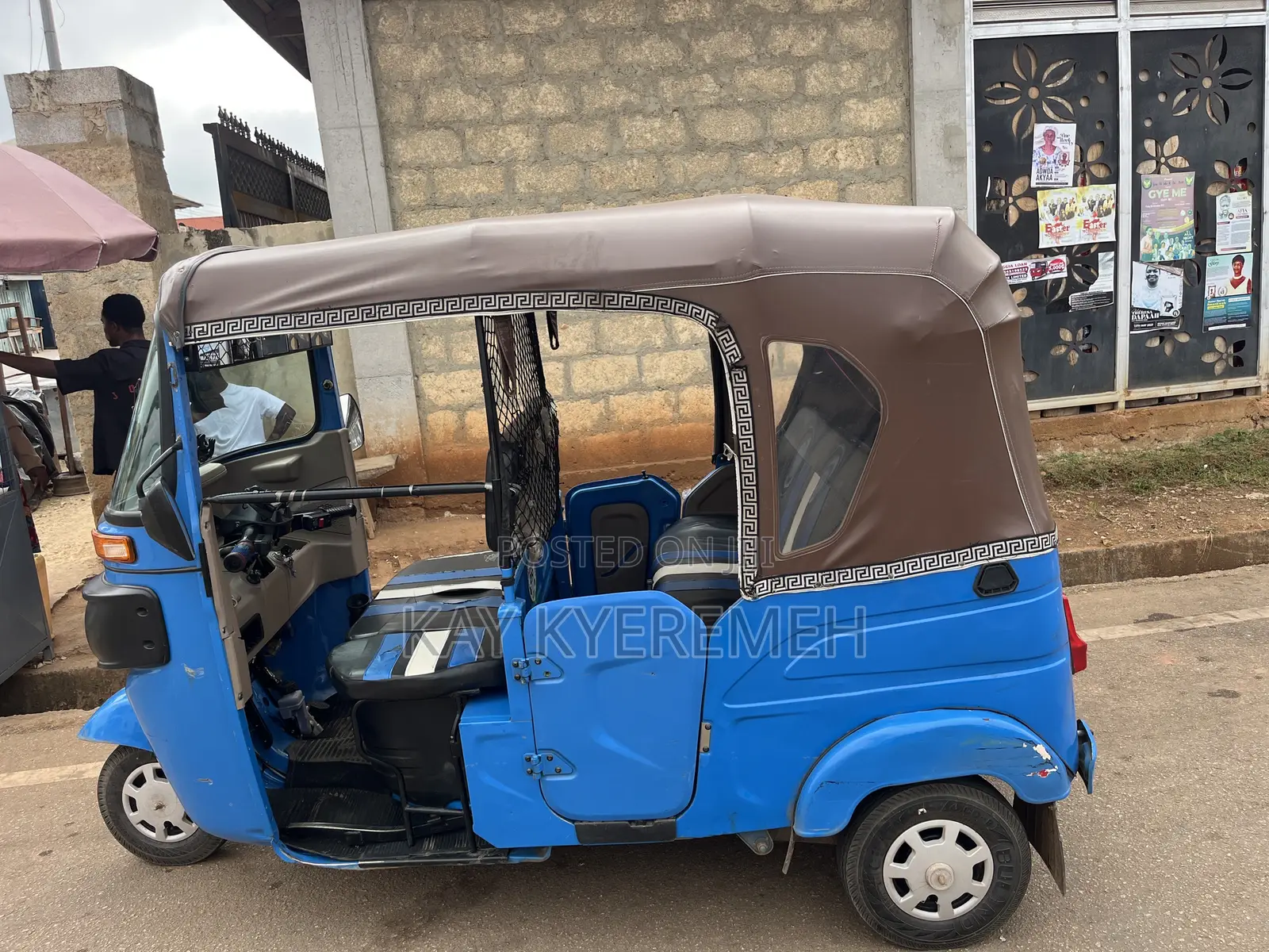 Bajaj RE 2026 Blue